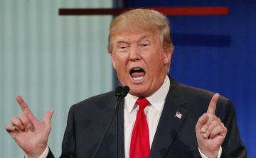 Egykori ügyvédje eskü alatt vallotta, hogy Donald Trump utasította őt bűncselekmény elkövetésére