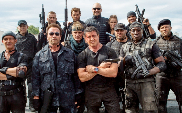 Stallone nélkül Schwarzenegger sem játszik A feláldozhatók folytatásában