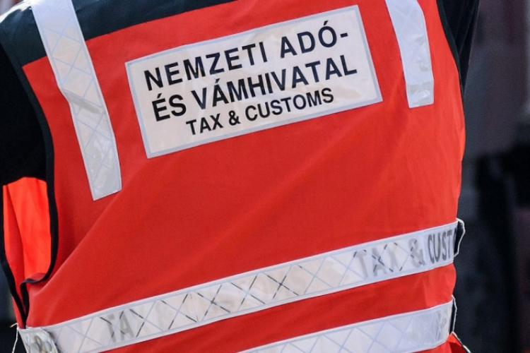 A NAV több ezer cégtemetős ügyet vizsgál