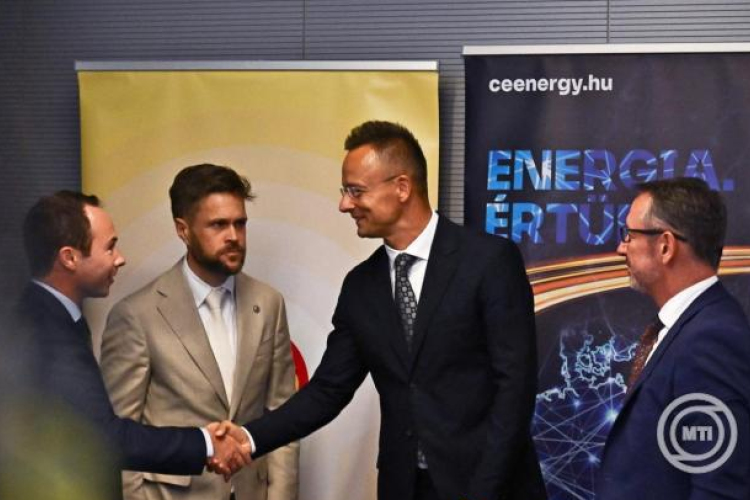 Szijjártó Péter: Magyarország hosszú távú földgázvásárlási szerződést írt alá a Shell-lel