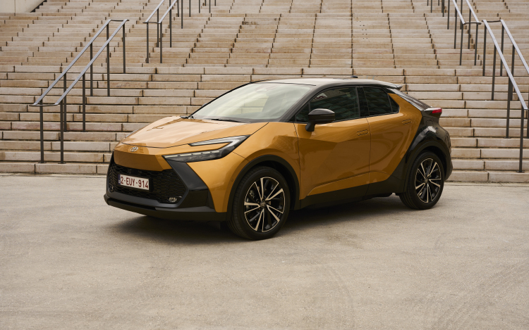 Tartja vezető helyét a Toyota a magyarországi újautó-piacon